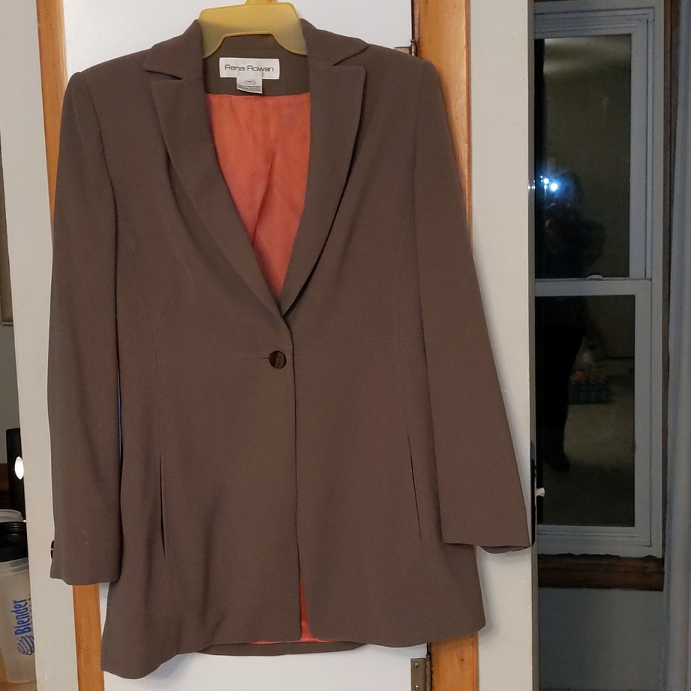 Rena Rowan one button blazer
